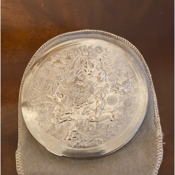 Silver compact - Picture 1 of 6